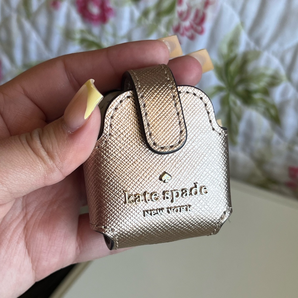 Kate Spade Airpods Keychain Case
